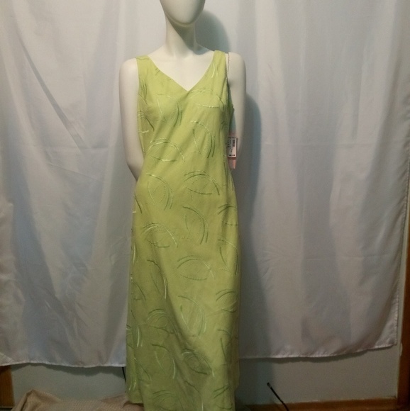 Dressbarn Sleeveless Sheath Dress - Picture 2 of 5